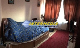 2-camere-decomandat-in-cetate-zona-bulevard-3